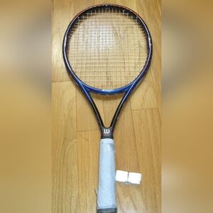 WILSON HAMMER 5.8 GRIP SIZE 4 5/8 RECTANGULAR GEOMETRY TENNIS RACKET